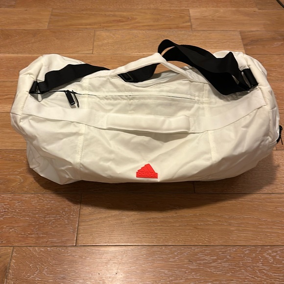 ** Adidas Weekender Duffel Bag - Picture 2 of 8